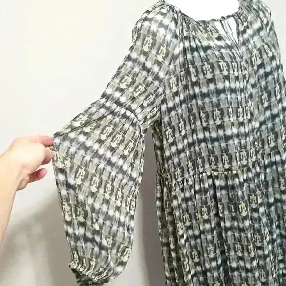 Banana Republic Puff-Sleeve Boho Style Dress - Picture 8 of 14